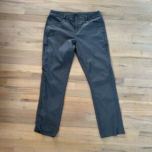 Kuhl Stretchy Ruched Leg Adjustable Waist Hiking Pants Size 6 Reg